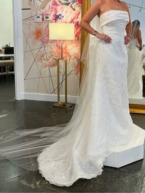 Strapless White Lace Wedding Dress with Sheer Train